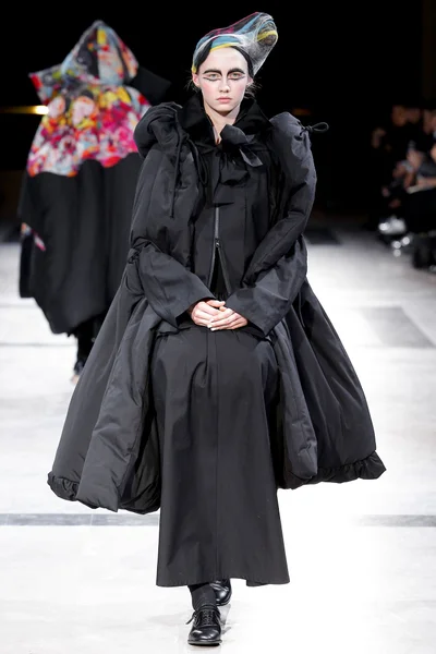 Look 5